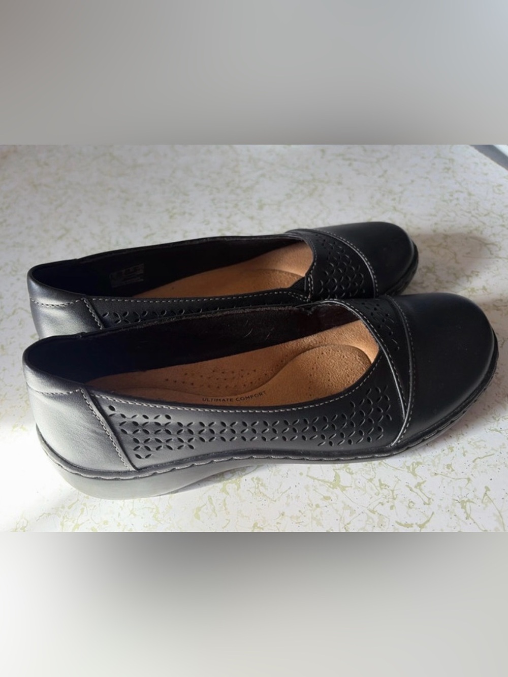 Women’s Size 6 Clarks Cora Iris Shoes Slip On Flats